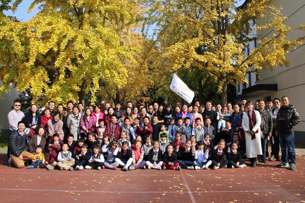 C:/Users/Administrator.R2N5NMTAA41WQFW/Desktop/夏:凤凰传媒学院“行之有声”志愿服务团队走进苏州世界语言展示馆 通讯和照片(1)/凤凰传媒学院“行之有声”志愿服务团队走进苏州世界语言展示馆 通讯和照片/2.jpg C:/Users/Administrator.R2N5NMTAA41WQFW/Desktop/夏:凤凰传媒学院“行之有声”志愿服务团队走进苏州世界语言展示馆 通讯和照片(1)/凤凰传媒学院“行之有声”志愿服务团队走进苏州世界语言展示馆 通讯和照片/2.jpg